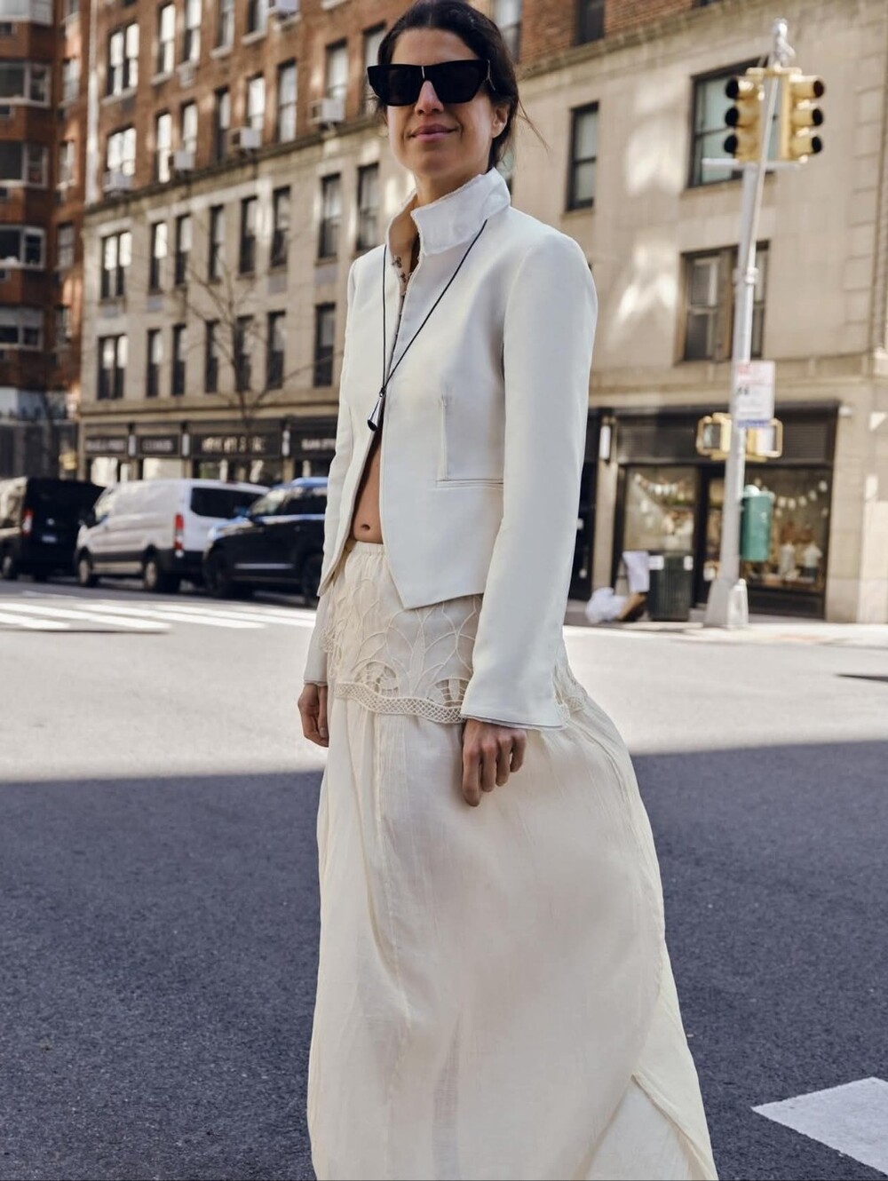 Zara Cream Tailored Zip-Front Blazer